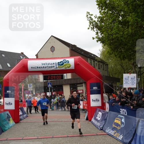 04.05.2025 - 8. Wedeler Halbmarathon Felixshl http://msf.ph/oto/7829683 04.05.2025 12:08:58 Ziel 12, 13, 269, 479, 491, 818 meine-sportfotos.de