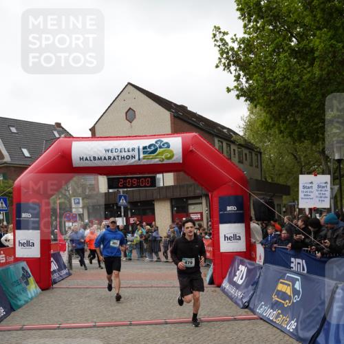 04.05.2025 - 8. Wedeler Halbmarathon Felixshl http://msf.ph/oto/7829689 04.05.2025 12:08:58 Ziel 12, 13, 269, 479, 491, 818 meine-sportfotos.de