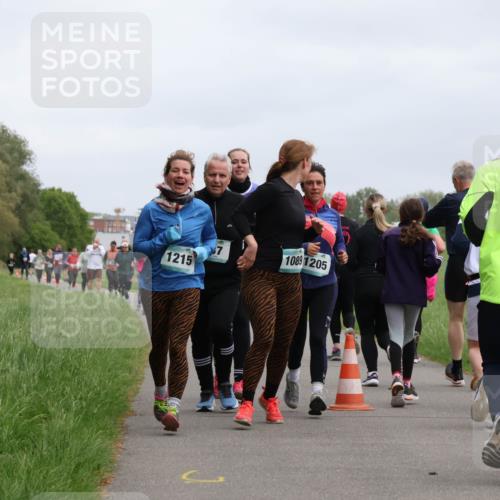 04.05.2025 - 8. Wedeler Halbmarathon Yannick Fuchs http://msf.ph/oto/7829693 04.05.2025 11:17:56 Laufen 37, 1215, 10891205 meine-sportfotos.de