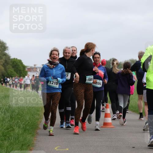 04.05.2025 - 8. Wedeler Halbmarathon Yannick Fuchs http://msf.ph/oto/7829695 04.05.2025 11:17:56 Laufen 1215, 37, 1089, 205, 19 meine-sportfotos.de