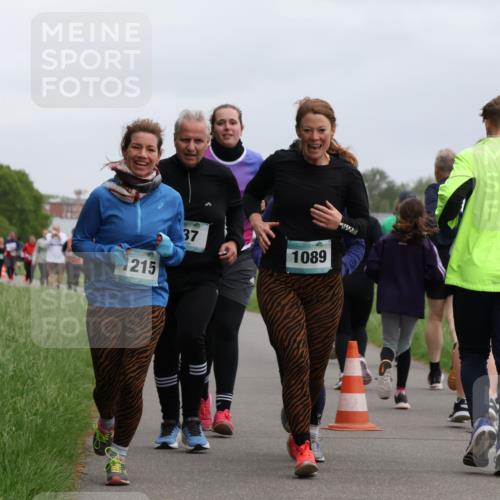 04.05.2025 - 8. Wedeler Halbmarathon Yannick Fuchs http://msf.ph/oto/7829707 04.05.2025 11:17:57 Laufen 215, 37, 1089, 1986, 2015 meine-sportfotos.de