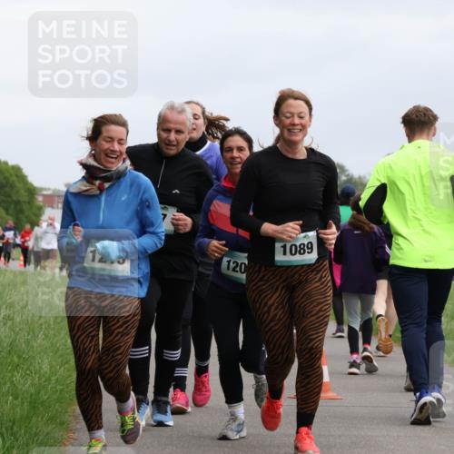 04.05.2025 - 8. Wedeler Halbmarathon Yannick Fuchs http://msf.ph/oto/7829720 04.05.2025 11:17:57 Laufen 120, 1089 meine-sportfotos.de