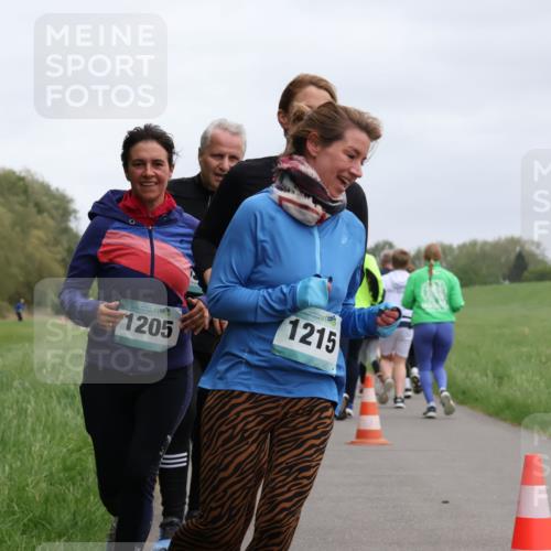 04.05.2025 - 8. Wedeler Halbmarathon Yannick Fuchs http://msf.ph/oto/7829747 04.05.2025 11:18:00 Laufen 1205, 1215 meine-sportfotos.de