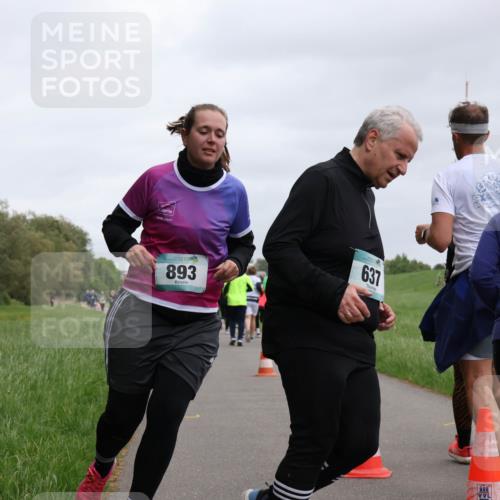04.05.2025 - 8. Wedeler Halbmarathon Yannick Fuchs http://msf.ph/oto/7829766 04.05.2025 11:18:02 Laufen 893, 637 meine-sportfotos.de