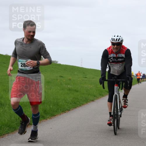 04.05.2025 - 8. Wedeler Halbmarathon Yannick Fuchs http://msf.ph/oto/7829783 04.05.2025 11:37:05 Laufen 28, 25 meine-sportfotos.de