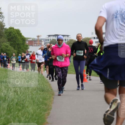 04.05.2025 - 8. Wedeler Halbmarathon Yannick Fuchs http://msf.ph/oto/7829787 04.05.2025 11:18:04 Laufen 0990, 323, 1022, 10 meine-sportfotos.de