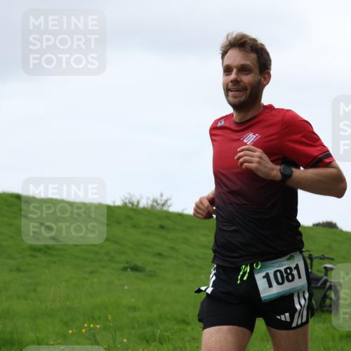04.05.2025 - 8. Wedeler Halbmarathon Yannick Fuchs http://msf.ph/oto/7829813 04.05.2025 11:18:08 Laufen 1245, 1081 meine-sportfotos.de