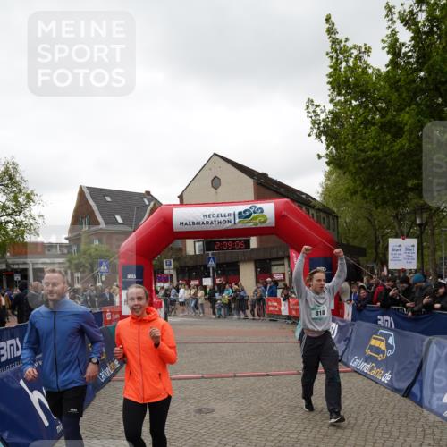 04.05.2025 - 8. Wedeler Halbmarathon Felixshl http://msf.ph/oto/7829815 04.05.2025 12:09:03 Ziel 12, 13, 479, 491, 818 meine-sportfotos.de