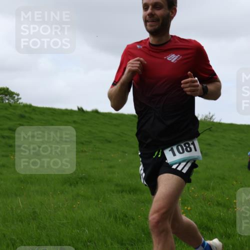 04.05.2025 - 8. Wedeler Halbmarathon Yannick Fuchs http://msf.ph/oto/7829825 04.05.2025 11:18:08 Laufen 1081 meine-sportfotos.de
