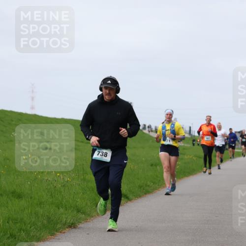 04.05.2025 - 8. Wedeler Halbmarathon Yannick Fuchs http://msf.ph/oto/7829826 04.05.2025 11:37:10 Laufen 738 meine-sportfotos.de
