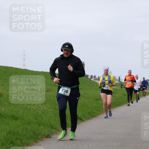04.05.2025 - 8. Wedeler Halbmarathon Yannick Fuchs http://msf.ph/oto/7829829 04.05.2025 11:37:10 Laufen 738, 371 meine-sportfotos.de
