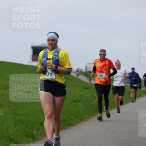 04.05.2025 - 8. Wedeler Halbmarathon Yannick Fuchs http://msf.ph/oto/7829870 04.05.2025 11:37:15 Laufen 371, 561 meine-sportfotos.de