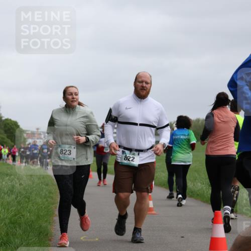 04.05.2025 - 8. Wedeler Halbmarathon Yannick Fuchs http://msf.ph/oto/7829928 04.05.2025 11:18:29 Laufen 823, 822, 111 meine-sportfotos.de