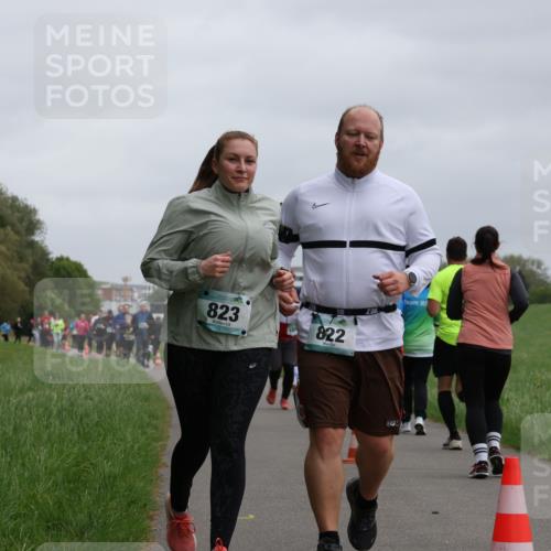04.05.2025 - 8. Wedeler Halbmarathon Yannick Fuchs http://msf.ph/oto/7829954 04.05.2025 11:18:30 Laufen 823, 822, 238 meine-sportfotos.de