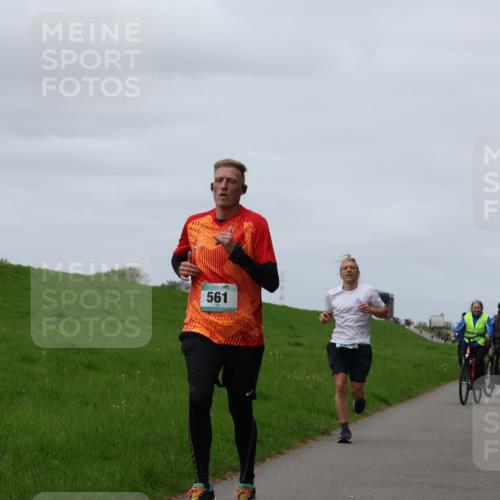 04.05.2025 - 8. Wedeler Halbmarathon Yannick Fuchs http://msf.ph/oto/7829964 04.05.2025 11:37:24 Laufen 561 meine-sportfotos.de