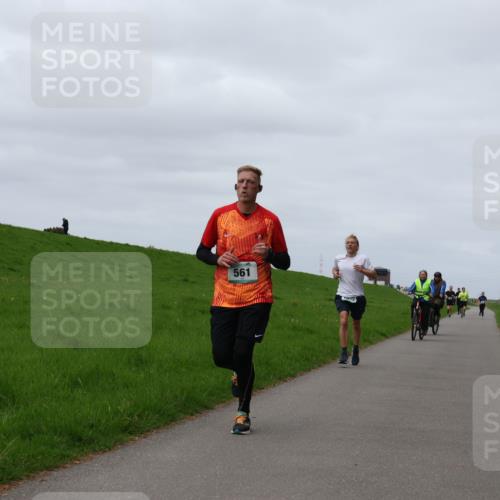 04.05.2025 - 8. Wedeler Halbmarathon Yannick Fuchs http://msf.ph/oto/7829965 04.05.2025 11:37:25 Laufen 561 meine-sportfotos.de