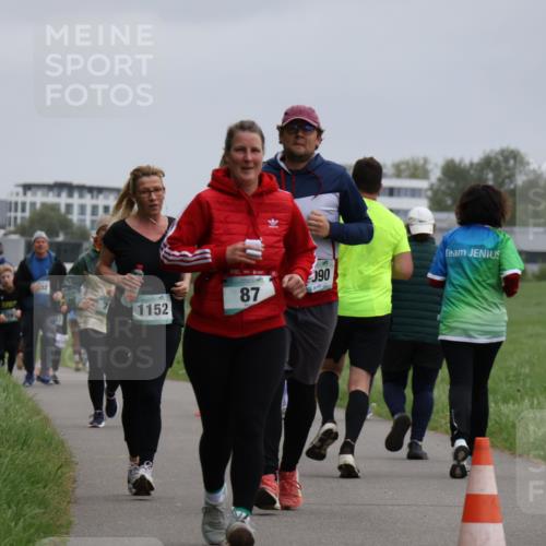 04.05.2025 - 8. Wedeler Halbmarathon Yannick Fuchs http://msf.ph/oto/7829972 04.05.2025 11:18:33 Laufen 090, 87, 1152 meine-sportfotos.de