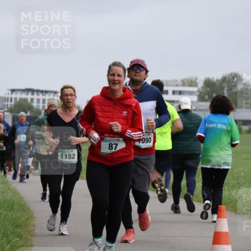 04.05.2025 - 8. Wedeler Halbmarathon Yannick Fuchs http://msf.ph/oto/7829979 04.05.2025 11:18:33 Laufen 1132, 1152, 87, 090 meine-sportfotos.de