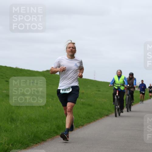 04.05.2025 - 8. Wedeler Halbmarathon Yannick Fuchs http://msf.ph/oto/7829992 04.05.2025 11:37:27 Laufen 1032 meine-sportfotos.de