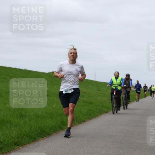 04.05.2025 - 8. Wedeler Halbmarathon Yannick Fuchs http://msf.ph/oto/7829995 04.05.2025 11:37:27 Laufen  meine-sportfotos.de