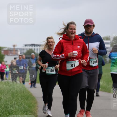 04.05.2025 - 8. Wedeler Halbmarathon Yannick Fuchs http://msf.ph/oto/7830008 04.05.2025 11:18:34 Laufen 1152, 87, 1090 meine-sportfotos.de
