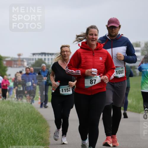 04.05.2025 - 8. Wedeler Halbmarathon Yannick Fuchs http://msf.ph/oto/7830009 04.05.2025 11:18:34 Laufen 1152, 87, 1090 meine-sportfotos.de