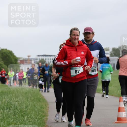 04.05.2025 - 8. Wedeler Halbmarathon Yannick Fuchs http://msf.ph/oto/7830035 04.05.2025 11:18:36 Laufen 87, 1090 meine-sportfotos.de