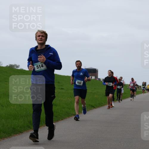 04.05.2025 - 8. Wedeler Halbmarathon Yannick Fuchs http://msf.ph/oto/7830051 04.05.2025 11:18:39 Laufen 514, 860, 798 meine-sportfotos.de