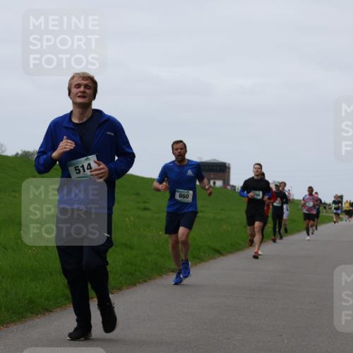 04.05.2025 - 8. Wedeler Halbmarathon Yannick Fuchs http://msf.ph/oto/7830059 04.05.2025 11:18:39 Laufen 514, 860 meine-sportfotos.de