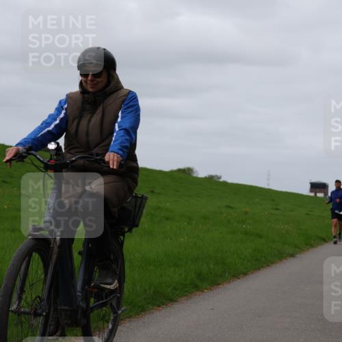 04.05.2025 - 8. Wedeler Halbmarathon Yannick Fuchs http://msf.ph/oto/7830071 04.05.2025 11:37:31 Laufen  meine-sportfotos.de