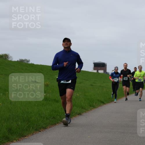 04.05.2025 - 8. Wedeler Halbmarathon Yannick Fuchs http://msf.ph/oto/7830097 04.05.2025 11:37:35 Laufen 09, 960, 325 meine-sportfotos.de