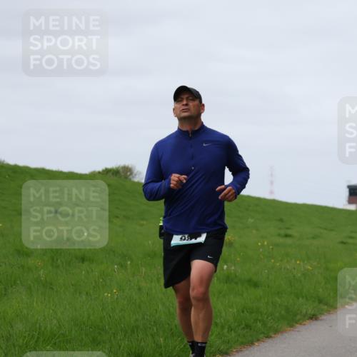 04.05.2025 - 8. Wedeler Halbmarathon Yannick Fuchs http://msf.ph/oto/7830127 04.05.2025 11:37:37 Laufen 987, 960, 125 meine-sportfotos.de
