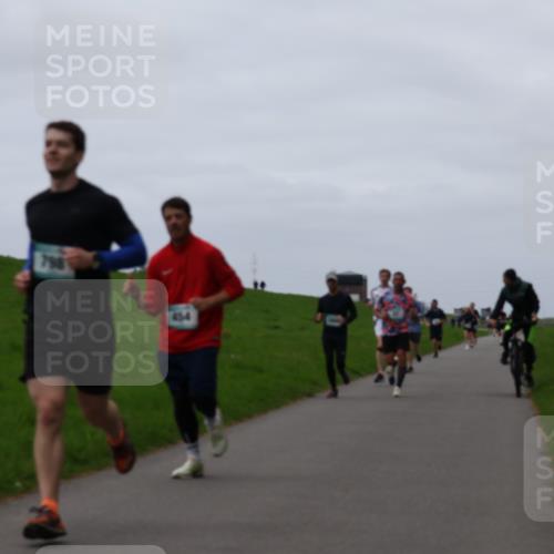 04.05.2025 - 8. Wedeler Halbmarathon Yannick Fuchs http://msf.ph/oto/7830146 04.05.2025 11:18:47 Laufen 798, 454 meine-sportfotos.de
