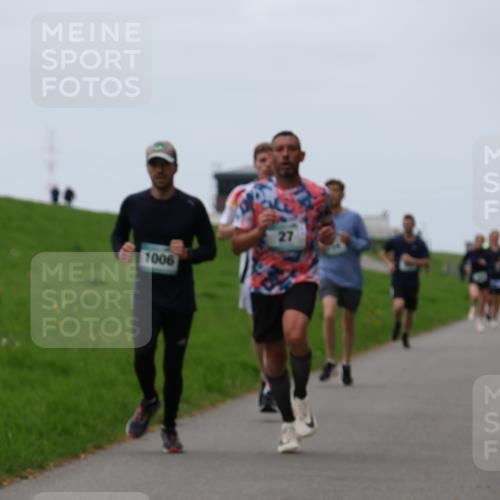 04.05.2025 - 8. Wedeler Halbmarathon Yannick Fuchs http://msf.ph/oto/7830150 04.05.2025 11:18:48 Laufen 1006, 27 meine-sportfotos.de