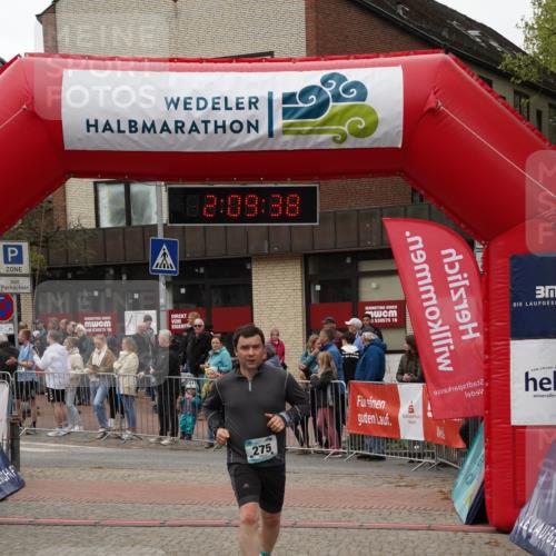 04.05.2025 - 8. Wedeler Halbmarathon Felixshl http://msf.ph/oto/7830177 04.05.2025 12:09:36 Ziel 275 meine-sportfotos.de