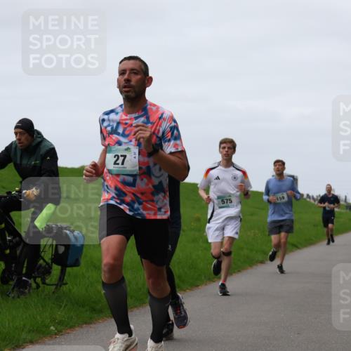 04.05.2025 - 8. Wedeler Halbmarathon Yannick Fuchs http://msf.ph/oto/7830198 04.05.2025 11:18:51 Laufen 27, 575, 159 meine-sportfotos.de