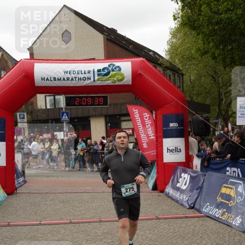 04.05.2025 - 8. Wedeler Halbmarathon Felixshl http://msf.ph/oto/7830213 04.05.2025 12:09:37 Ziel 275 meine-sportfotos.de