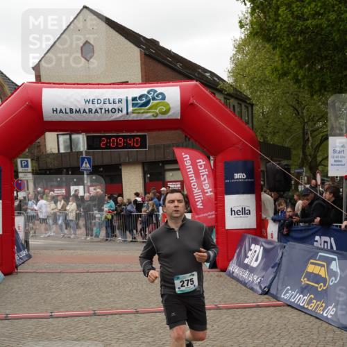 04.05.2025 - 8. Wedeler Halbmarathon Felixshl http://msf.ph/oto/7830220 04.05.2025 12:09:37 Ziel 275 meine-sportfotos.de