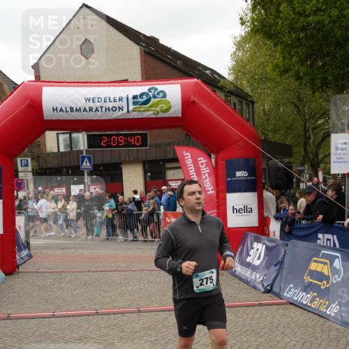 04.05.2025 - 8. Wedeler Halbmarathon Felixshl http://msf.ph/oto/7830229 04.05.2025 12:09:38 Ziel 275 meine-sportfotos.de