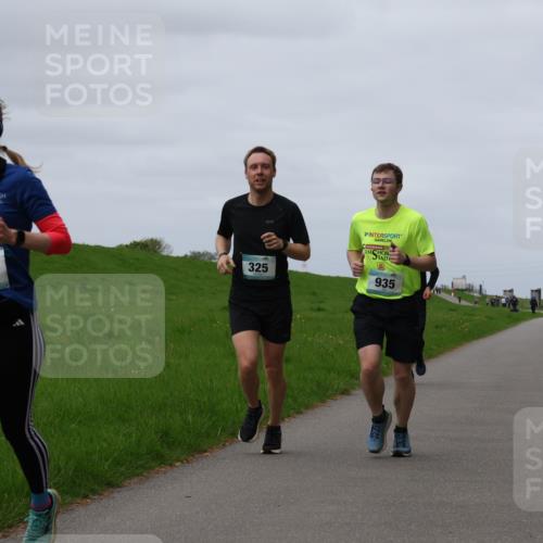 04.05.2025 - 8. Wedeler Halbmarathon Yannick Fuchs http://msf.ph/oto/7830241 04.05.2025 11:37:43 Laufen 960, 325, 935 meine-sportfotos.de