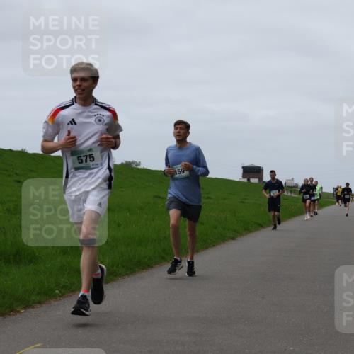 04.05.2025 - 8. Wedeler Halbmarathon Yannick Fuchs http://msf.ph/oto/7830244 04.05.2025 11:18:53 Laufen 575, 128, 159 meine-sportfotos.de