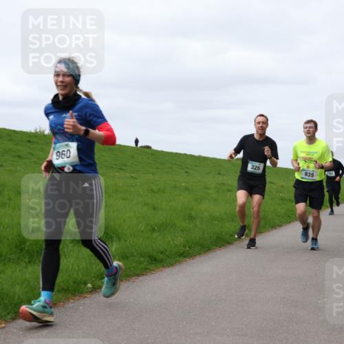 04.05.2025 - 8. Wedeler Halbmarathon Yannick Fuchs http://msf.ph/oto/7830246 04.05.2025 11:37:44 Laufen 960, 325, 935 meine-sportfotos.de