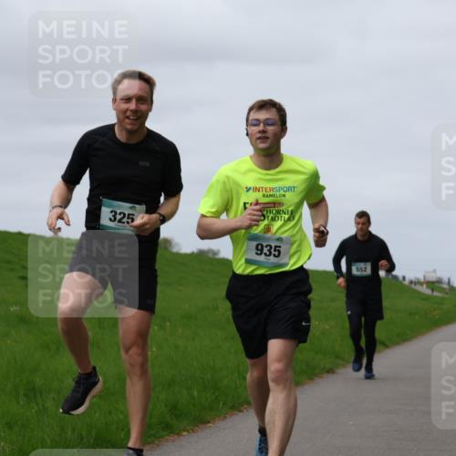 04.05.2025 - 8. Wedeler Halbmarathon Yannick Fuchs http://msf.ph/oto/7830252 04.05.2025 11:37:44 Laufen 38, 325, 935, 552 meine-sportfotos.de