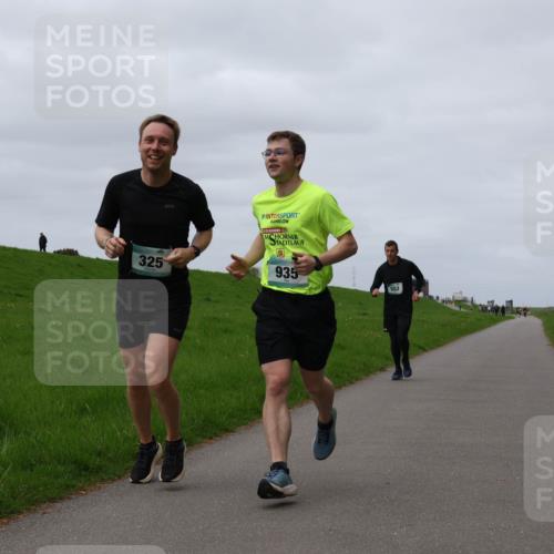 04.05.2025 - 8. Wedeler Halbmarathon Yannick Fuchs http://msf.ph/oto/7830264 04.05.2025 11:37:45 Laufen 325, 935 meine-sportfotos.de