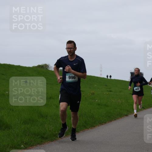 04.05.2025 - 8. Wedeler Halbmarathon Yannick Fuchs http://msf.ph/oto/7830293 04.05.2025 11:18:59 Laufen 996, 969, 1130, 1111 meine-sportfotos.de
