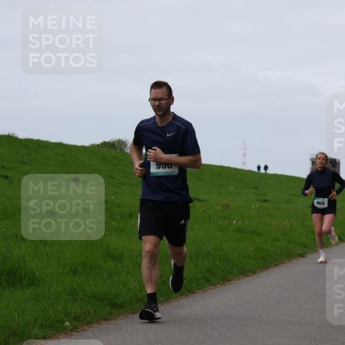 04.05.2025 - 8. Wedeler Halbmarathon Yannick Fuchs http://msf.ph/oto/7830298 04.05.2025 11:18:59 Laufen 990, 969, 1130 meine-sportfotos.de