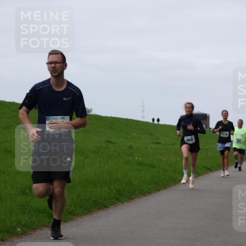 04.05.2025 - 8. Wedeler Halbmarathon Yannick Fuchs http://msf.ph/oto/7830301 04.05.2025 11:18:59 Laufen 969, 1130, 1111 meine-sportfotos.de