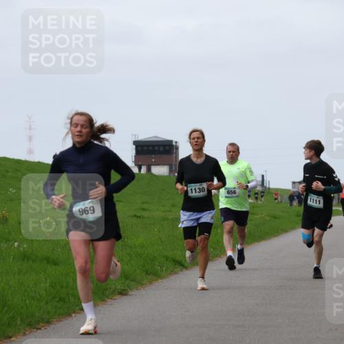 04.05.2025 - 8. Wedeler Halbmarathon Yannick Fuchs http://msf.ph/oto/7830309 04.05.2025 11:19:00 Laufen 1130, 969, 656, 1111 meine-sportfotos.de
