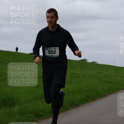 04.05.2025 - 8. Wedeler Halbmarathon Yannick Fuchs http://msf.ph/oto/7830343 04.05.2025 11:37:48 Laufen 552 meine-sportfotos.de