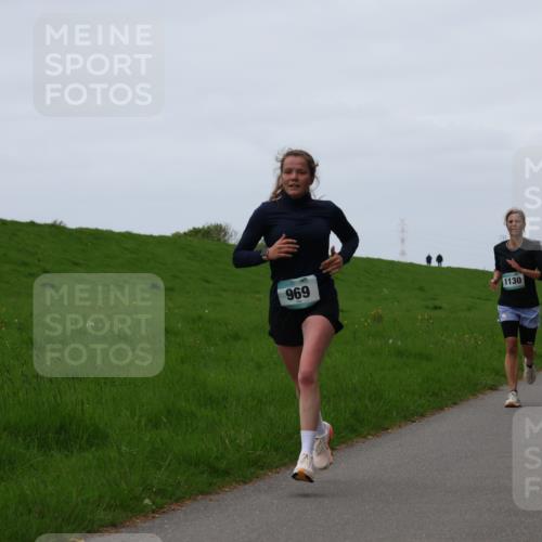 04.05.2025 - 8. Wedeler Halbmarathon Yannick Fuchs http://msf.ph/oto/7830345 04.05.2025 11:19:02 Laufen 969, 1130, 656 meine-sportfotos.de